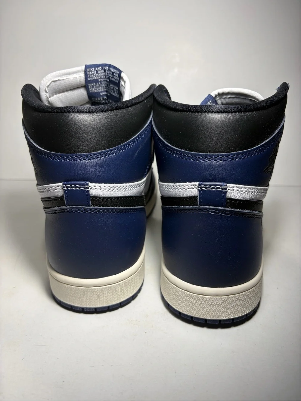 Nike Air Jordan 1 High OG Midnight Navy Black White Sneakers US 10 DZ5485-401